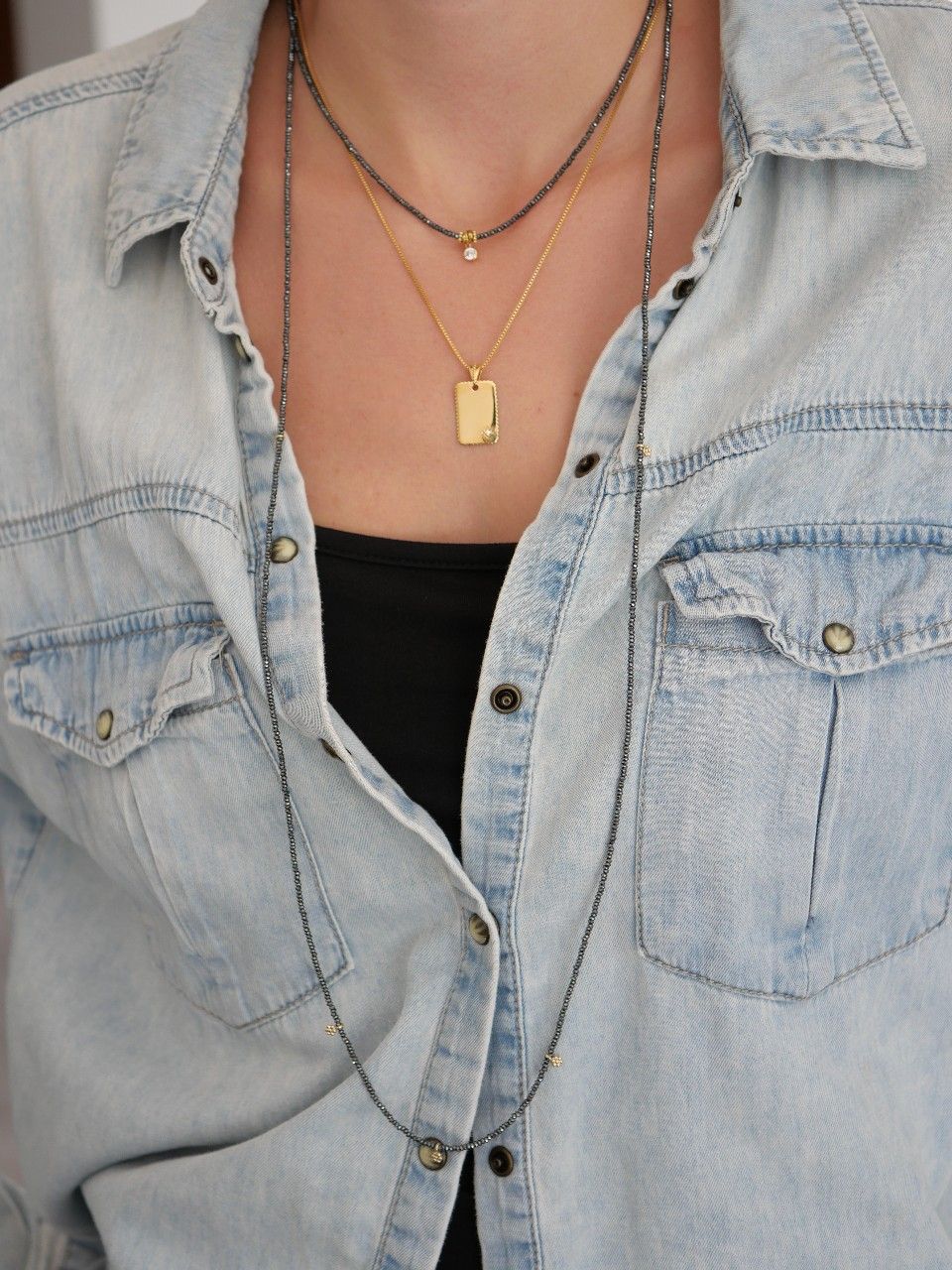 Collier fin en gold filled et pierres naturelles
