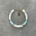 bracelet blanc en coquillage et pierre naturelle