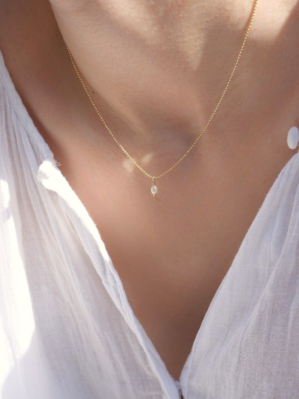 Collier fin plaqué or et perle de culture