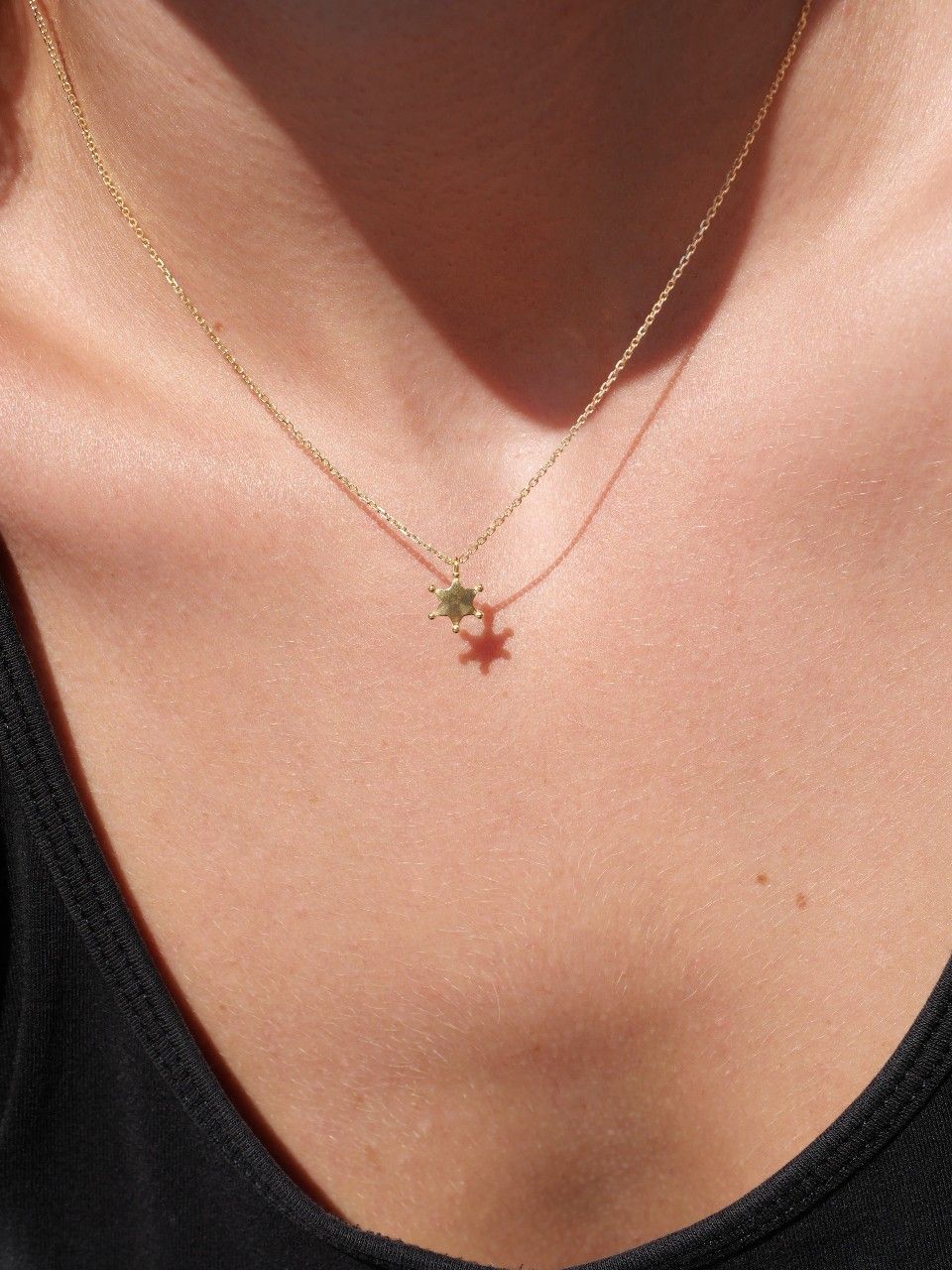 collier femme ras de cou plaqué or 3 microns