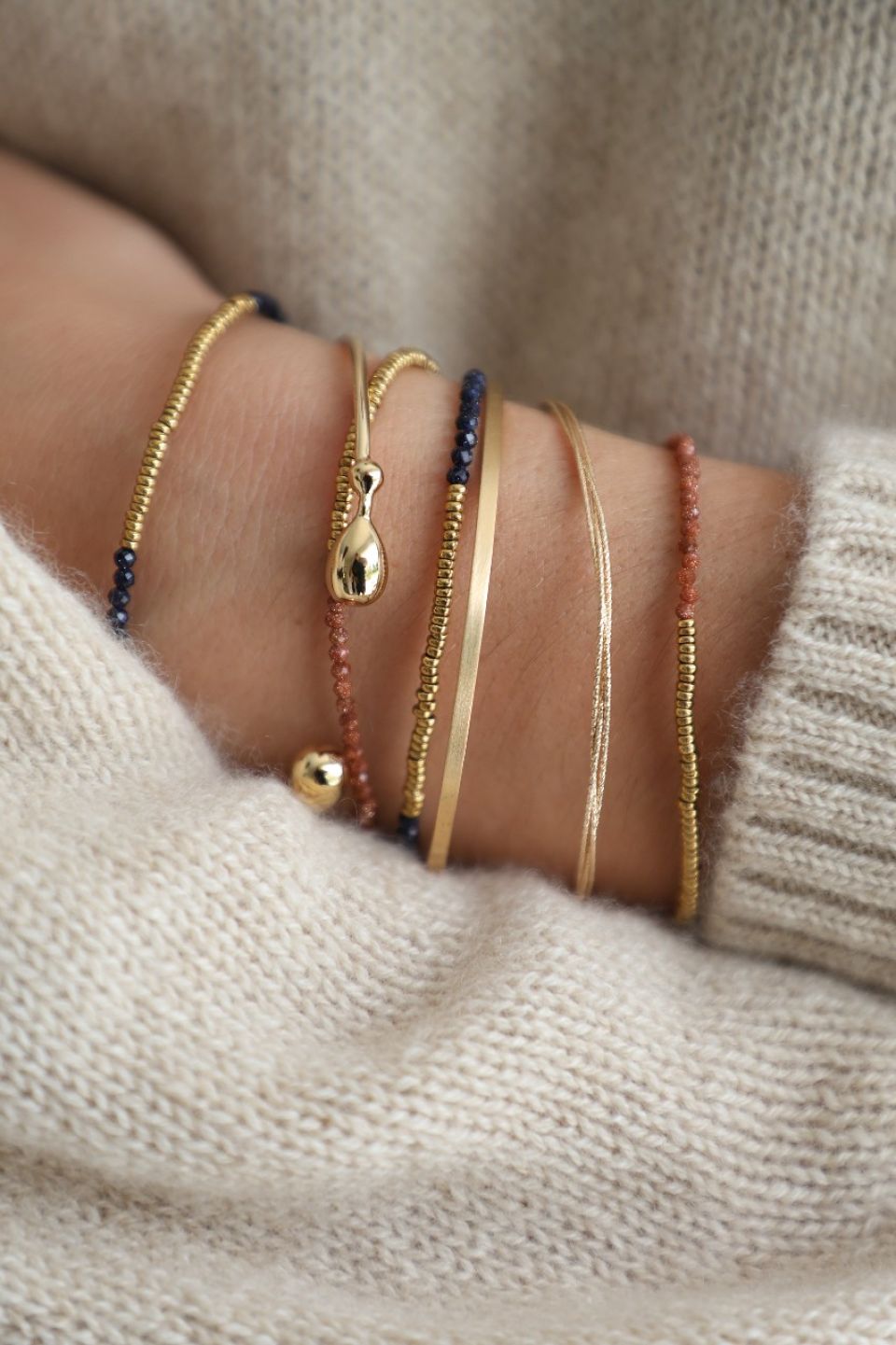 bracelet fin femme en pierres naturelles