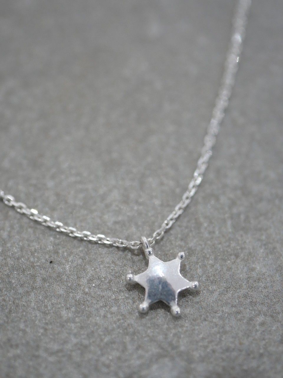 Collier ras de cou fin en argent 925