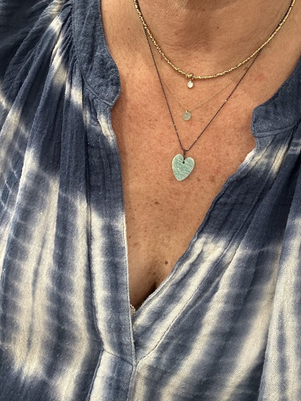 collier en argent rhodié noir et pierre naturelle d'amazonite