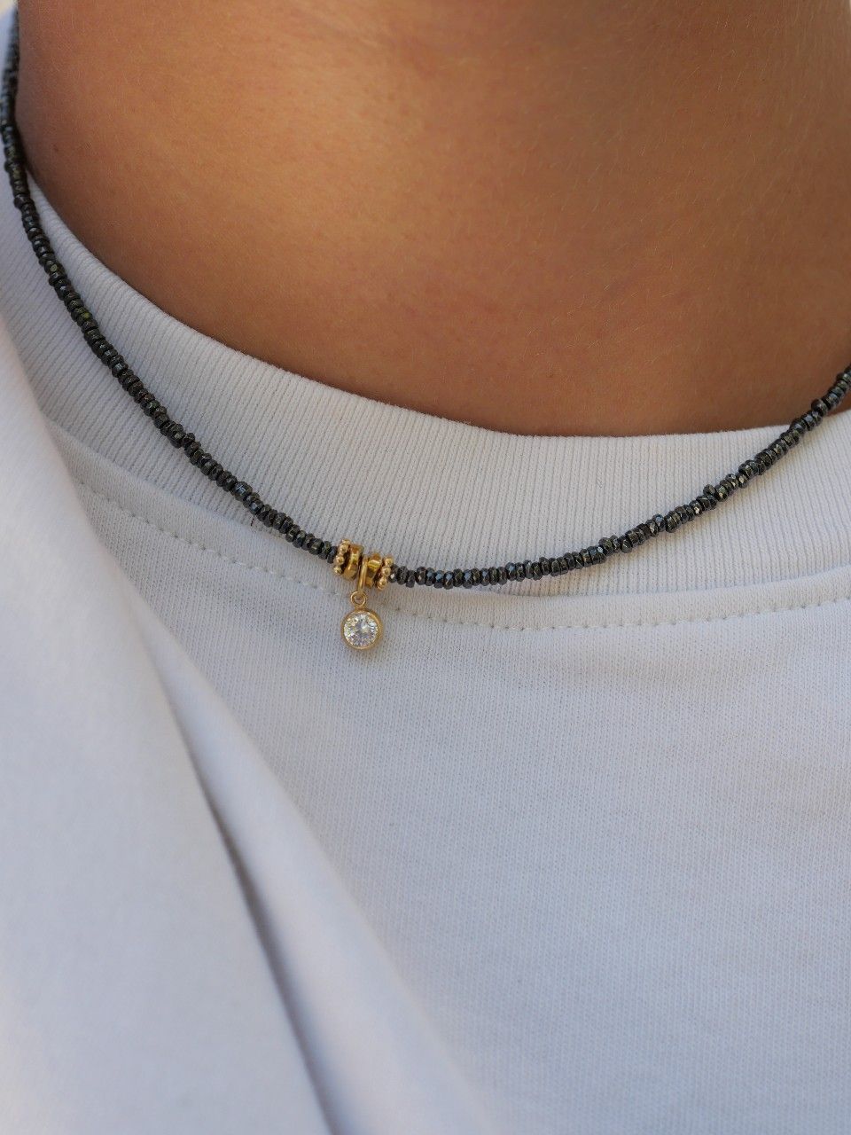 collier fin en pierres naturelles et gold filled