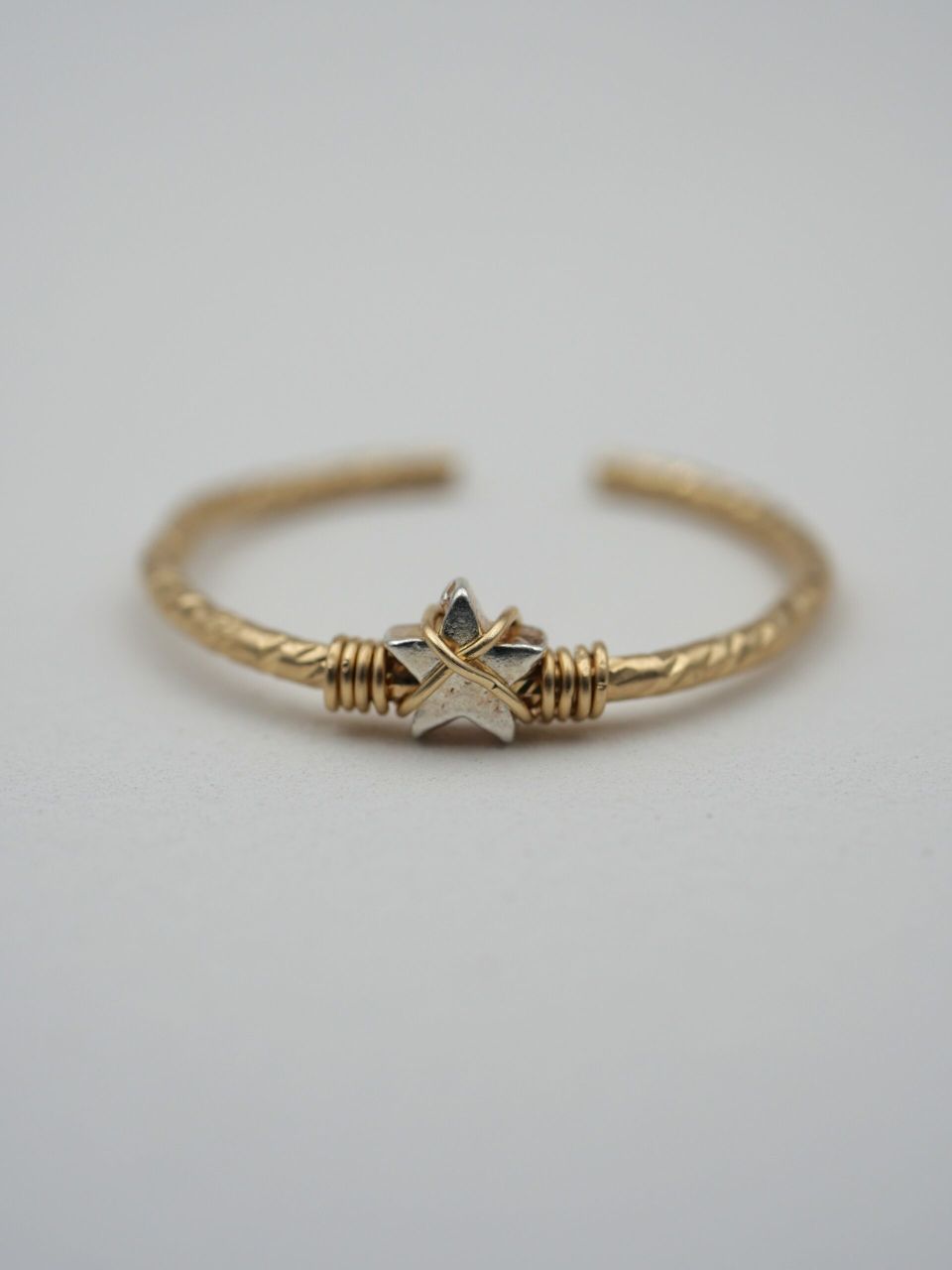 Bague fine femme ajustable