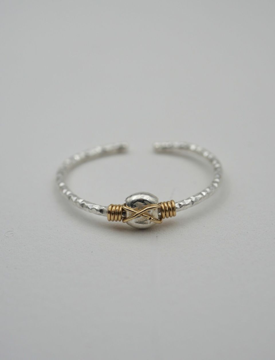 Bague fine femme ajustable