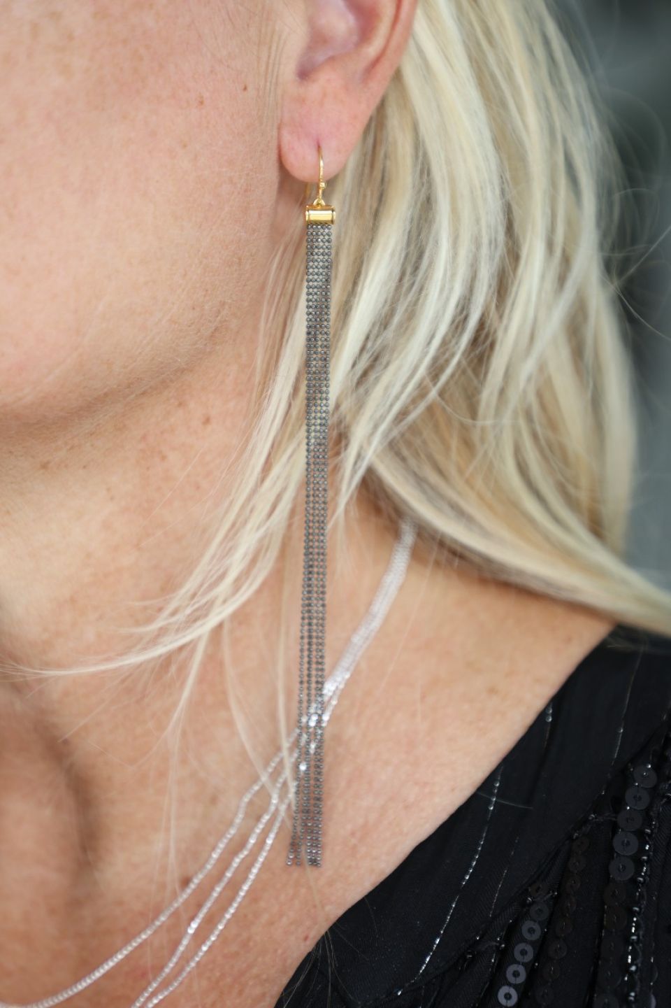 boucles d'oreille femme longue, mono boucle