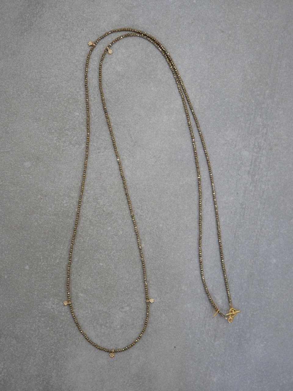 sautoir femme en pierres naturelles