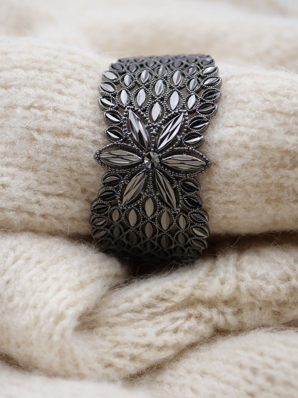 bracelet manchette femme tendance