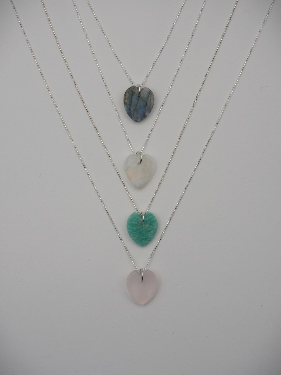 collier fin femme en argent et pierres naturelles