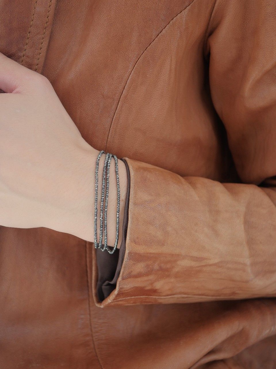 bracelet femme en pierres naturelles grises
