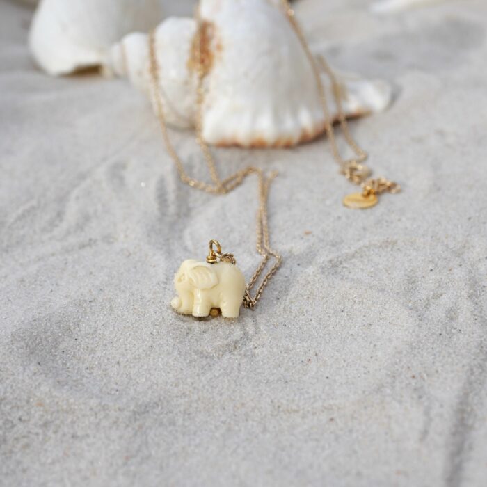 collier fin femme plaqué or 3 microns éléphant