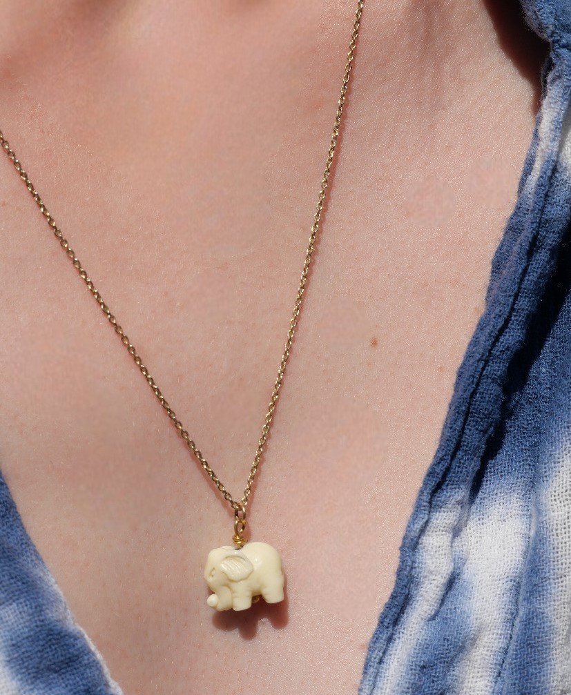 Collier Déva 2 collier fin femme plaqué or 3 microns éléphant