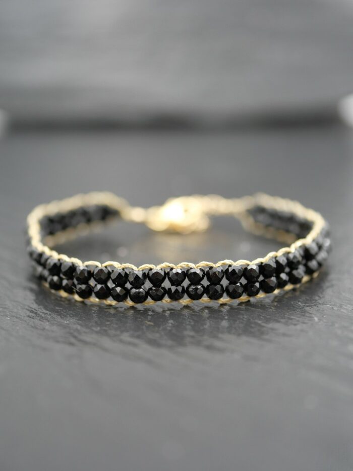 Bracelet double rang noir, bracelet noir en pierres semi précieuses