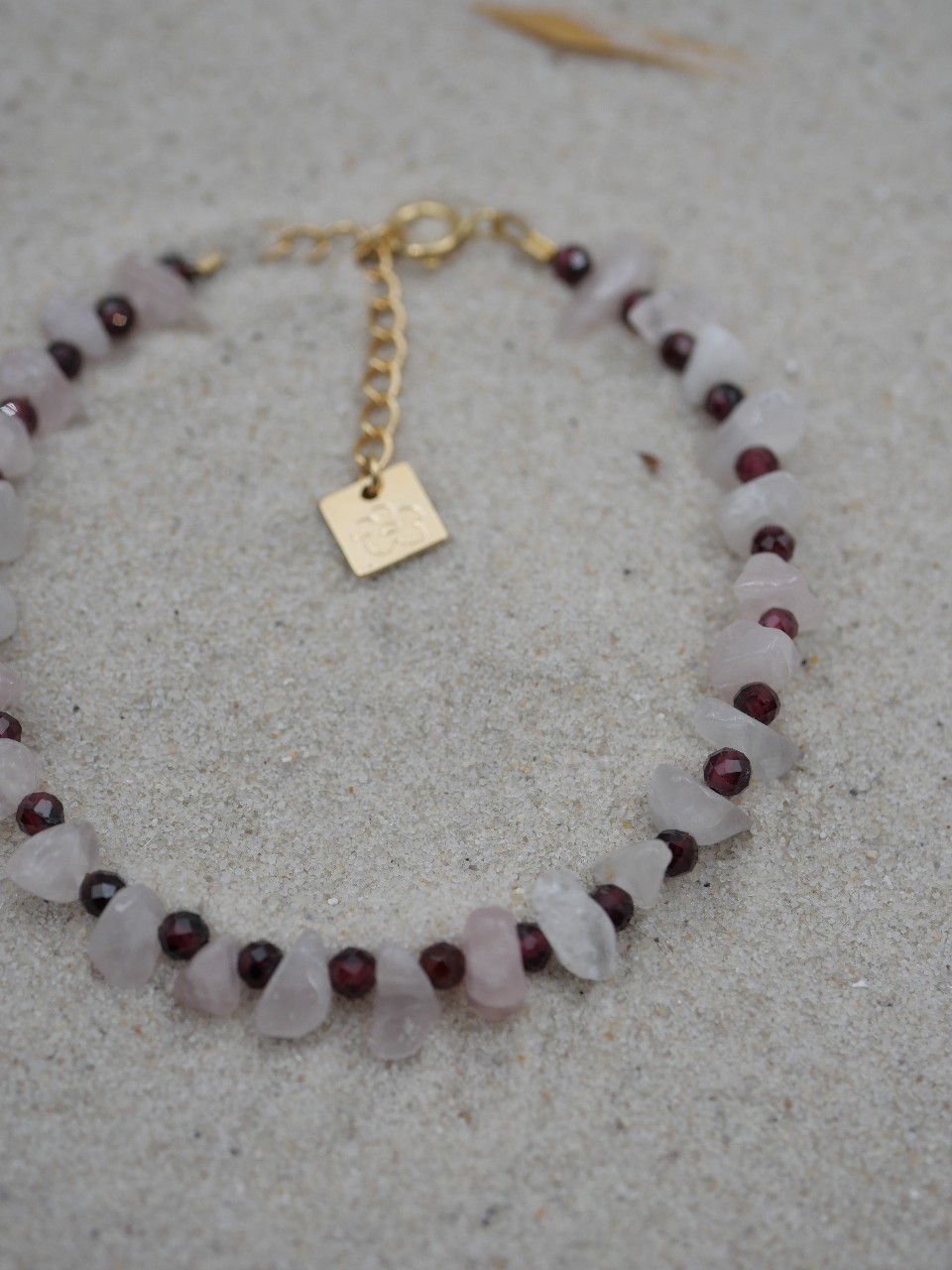 Bracelet rose en pierres semi précieuses