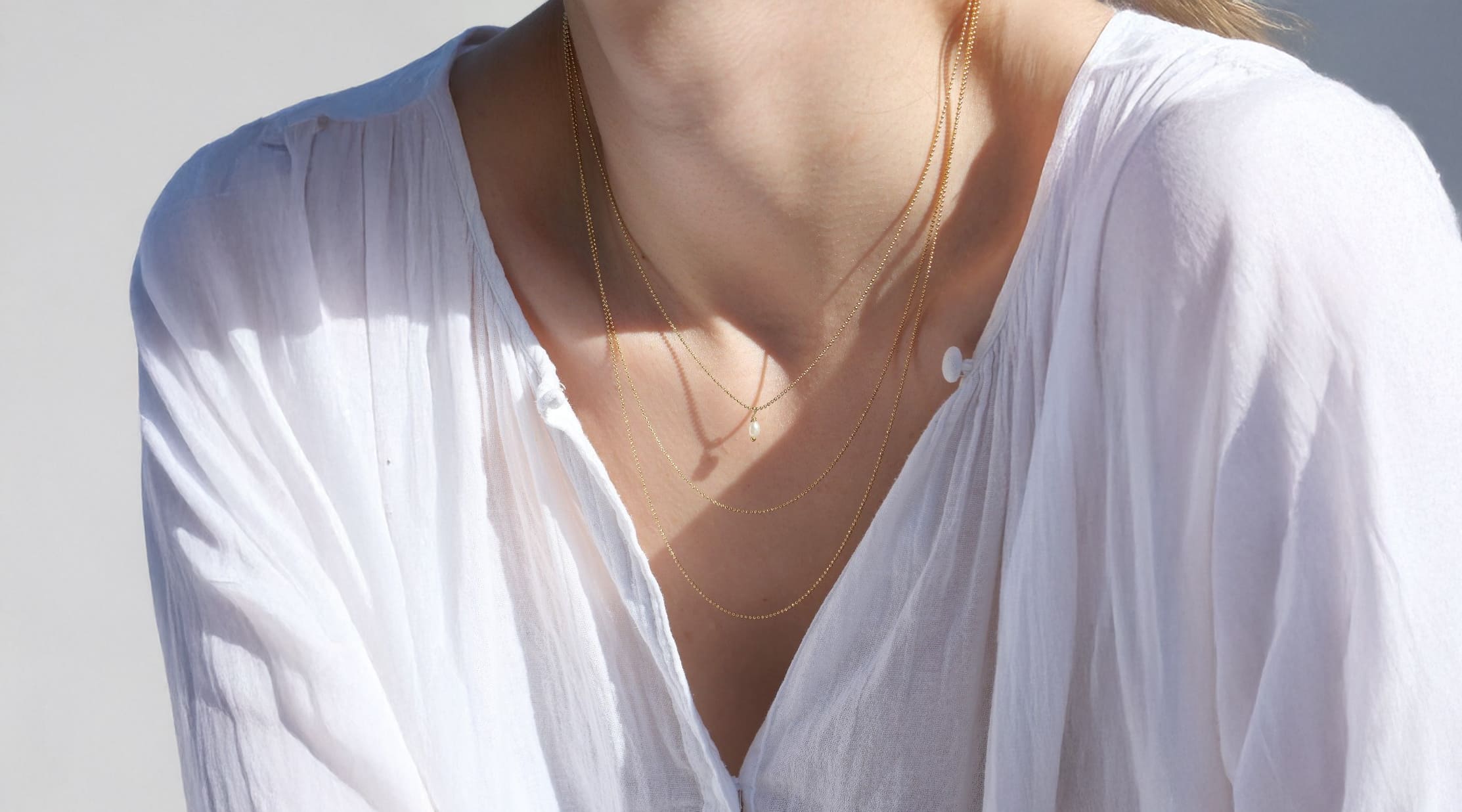 Loumaé Bijoux est une marque française spécialisée dans les bijoux fantaisie faits main.