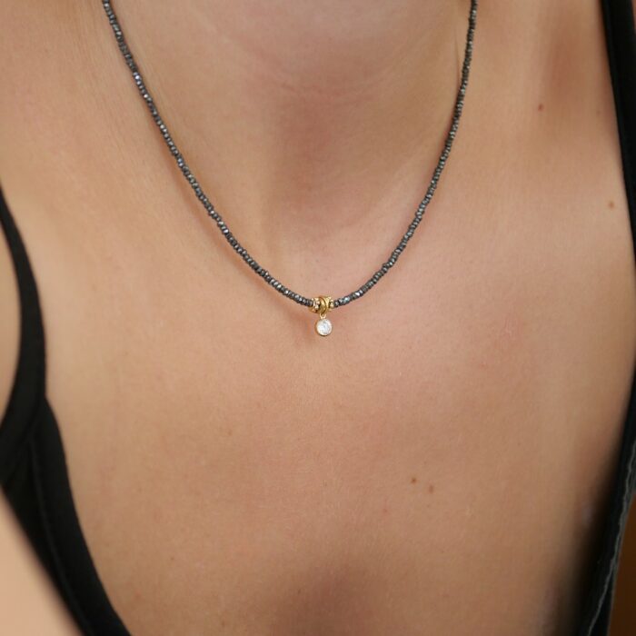 Collier femme ras de cou en pierres naturelles et gold filled