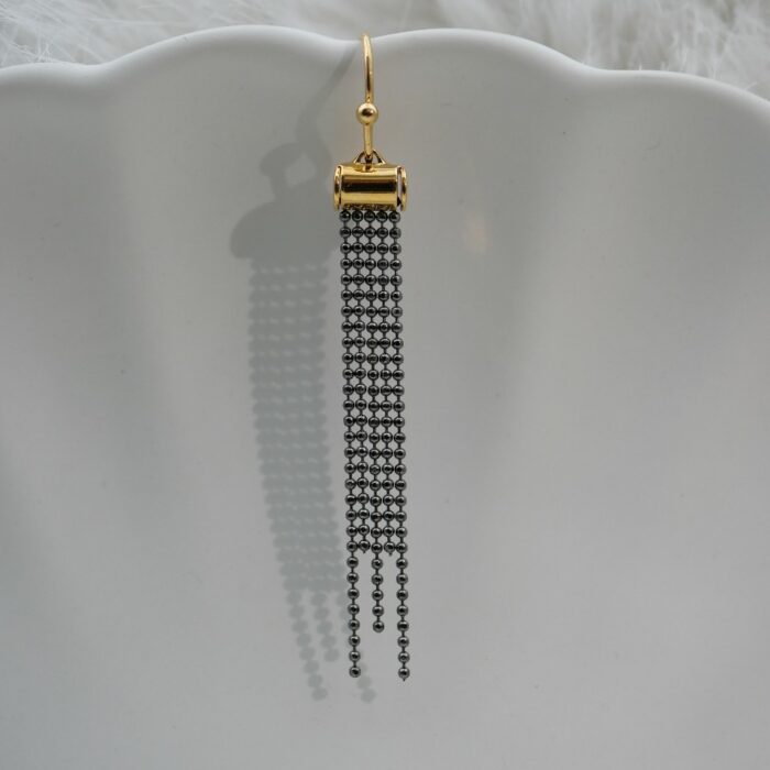 mono boucles d'oreilles femme
