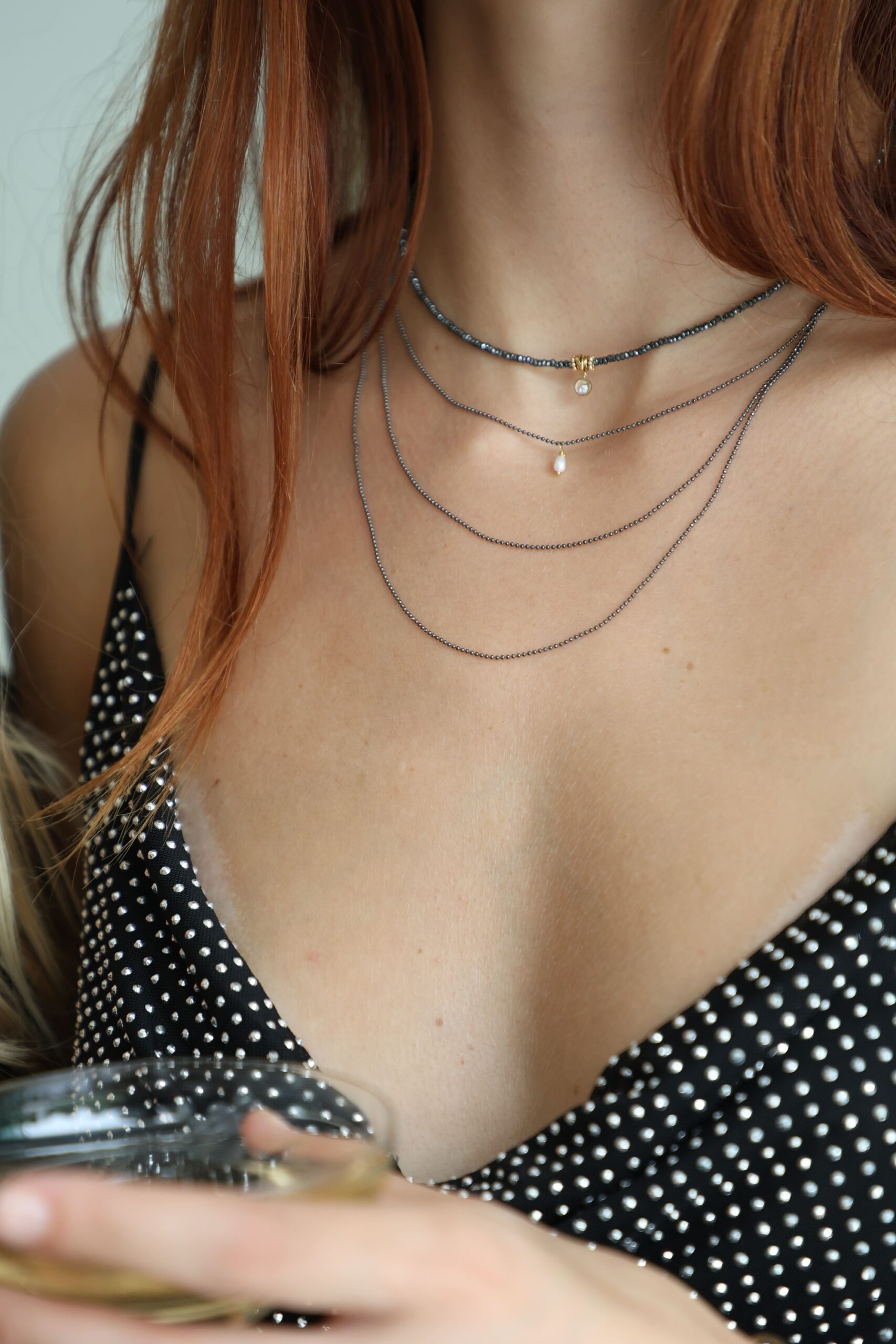 Collier fin plaqué or 3 microns 18 carats avec un pendentif en pierres semi précieuses