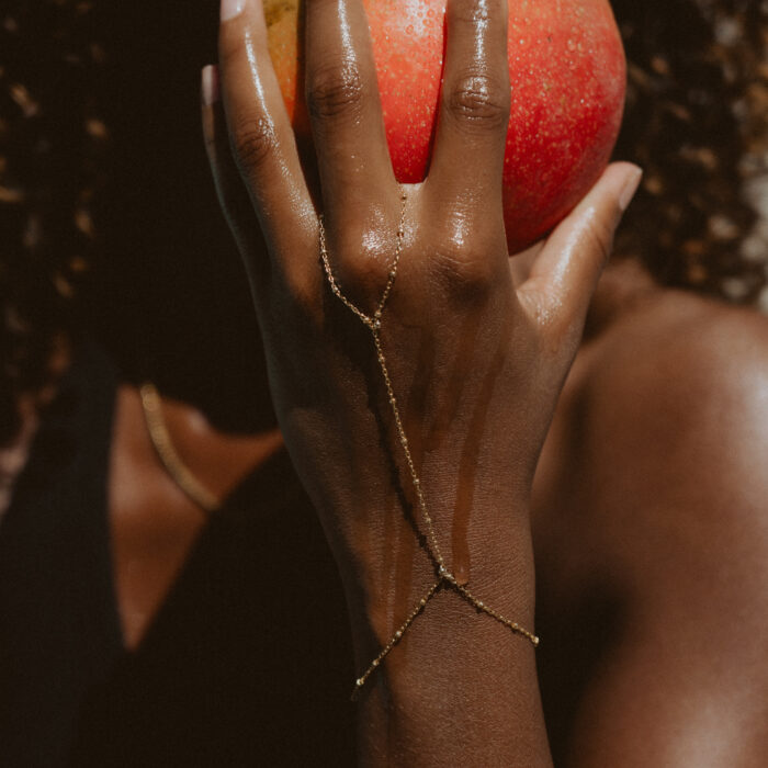 Chaine de main, or laminé, doré, bijoux de main