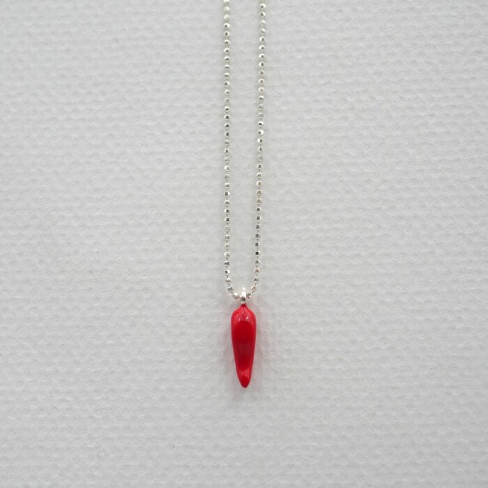 Collier Bliss en argent 925 avec fine chaîne et pendentif piment rouge émaillé