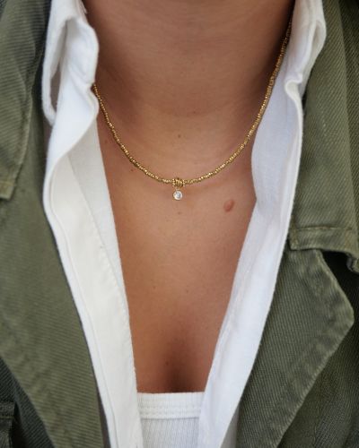 collier fin femme intemporel pierres naturelles or laminé gold filled