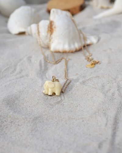 collier fin femme plaqué or 3 microns éléphant