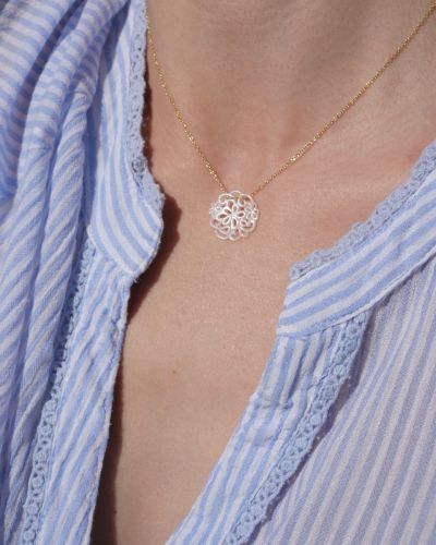 Collier en nacre et Gold filled