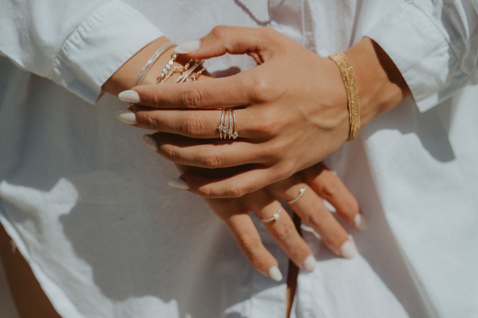 Loumaé Bijoux est une marque française spécialisée dans les bijoux haute fantaisie faits main.