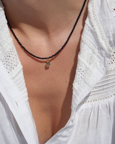 Collier femme en pierres naturelles bleues