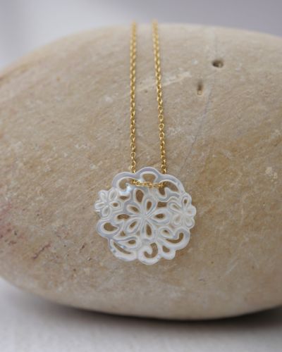 collier fin femme nacre gold filled